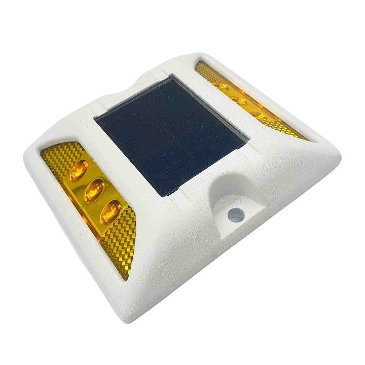 125 * 110 * 25mm năng lượng mặt trời đường phản xạ đường cao tốc dấu hiệu mặt trời mắt mèo