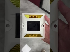 A104 LED Cat Eye Road Stud Đường cao tốc Sân bay Dock IP68 Aluminium Solar Road Studs