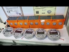 Aluminium IL300 Street Marker Lights Đèn đường phố năng lượng mặt trời Đèn đường